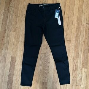 Brand New Universal Thread Jeans